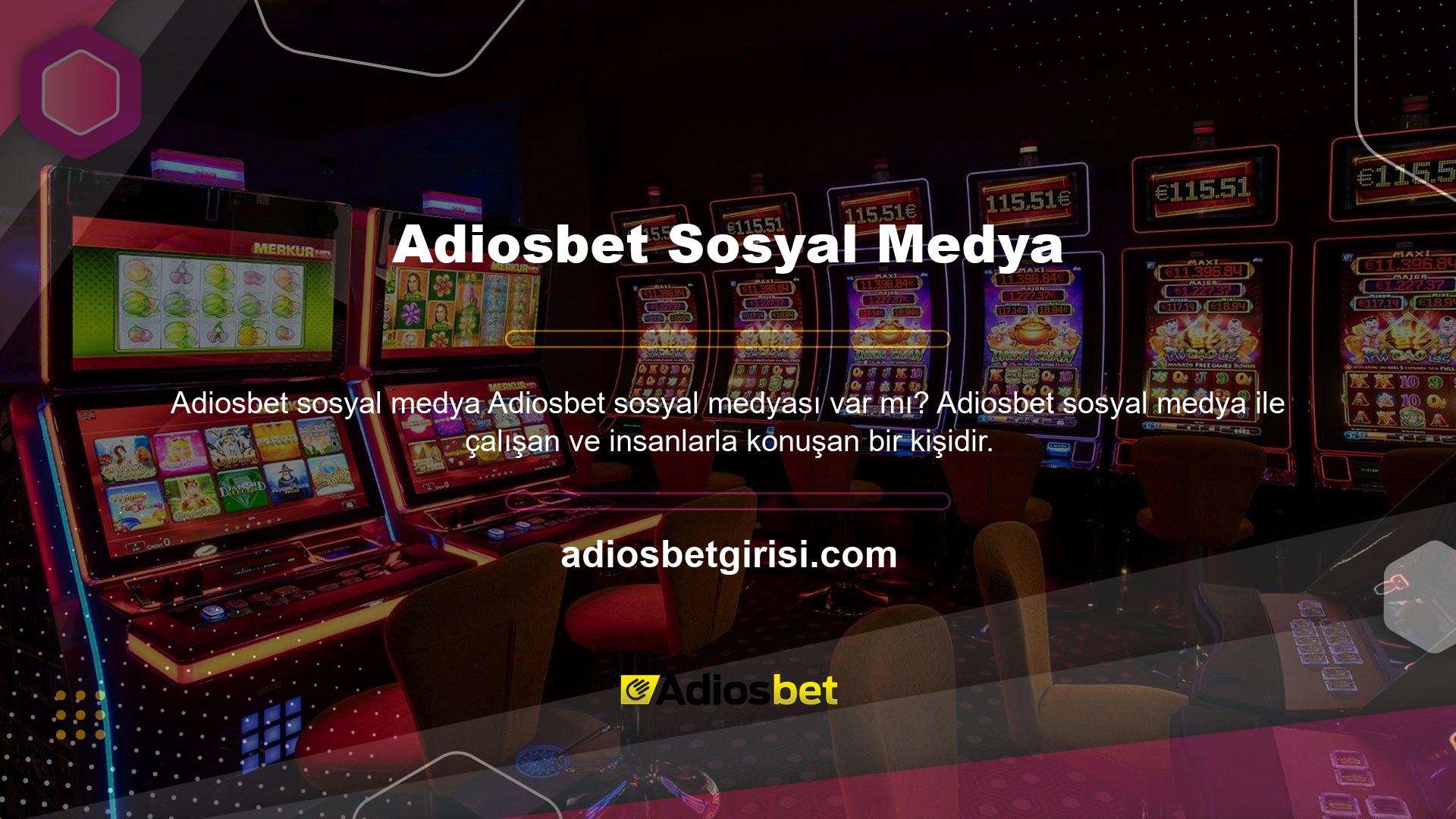 Yeni adres verilir ve üyeleri tek bir tıklamayla siteye kolayca gidebilir
